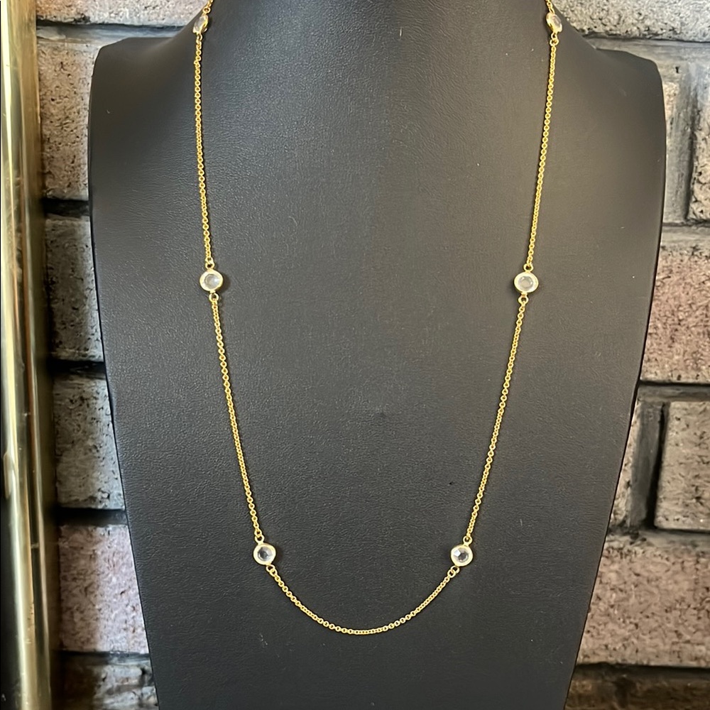 Vintage CROWN TRIFARI gold chain necklace with clear crystal accents - Picture 6 of 9